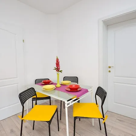 Unirii Square Old Town * Boekarest