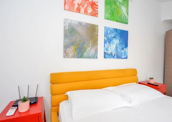 Unirii Square Old Town 布加勒斯特