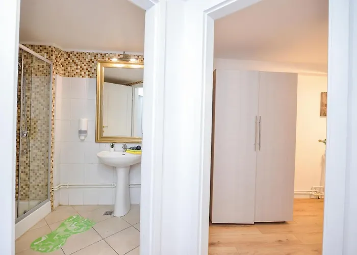 Unirii Square Old Town Apartment