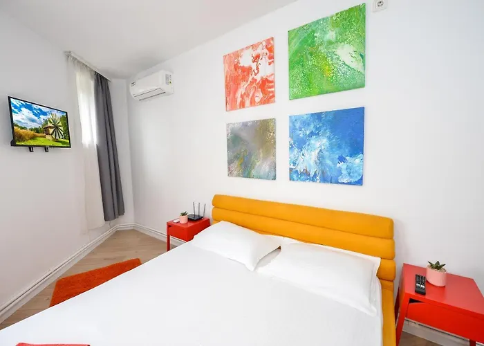 Unirii Square Old Town 布加勒斯特