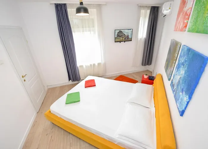 Unirii Square Old Town Apartment *