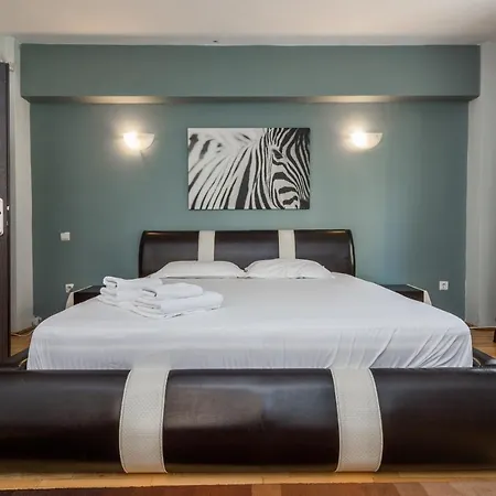 Unirii Square Old Town * Бухарест