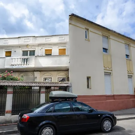 Unirii Square Old Town Апартаменты *