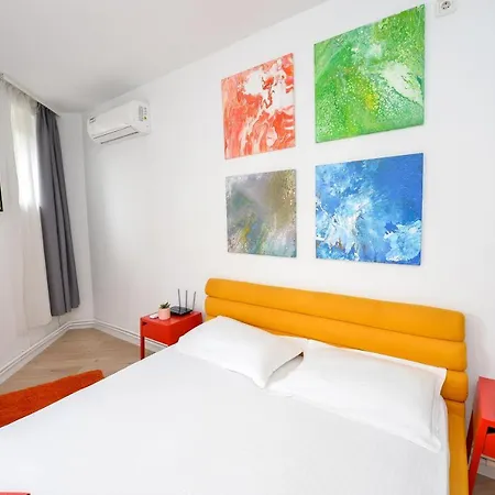 Unirii Square Old Town Бухарест